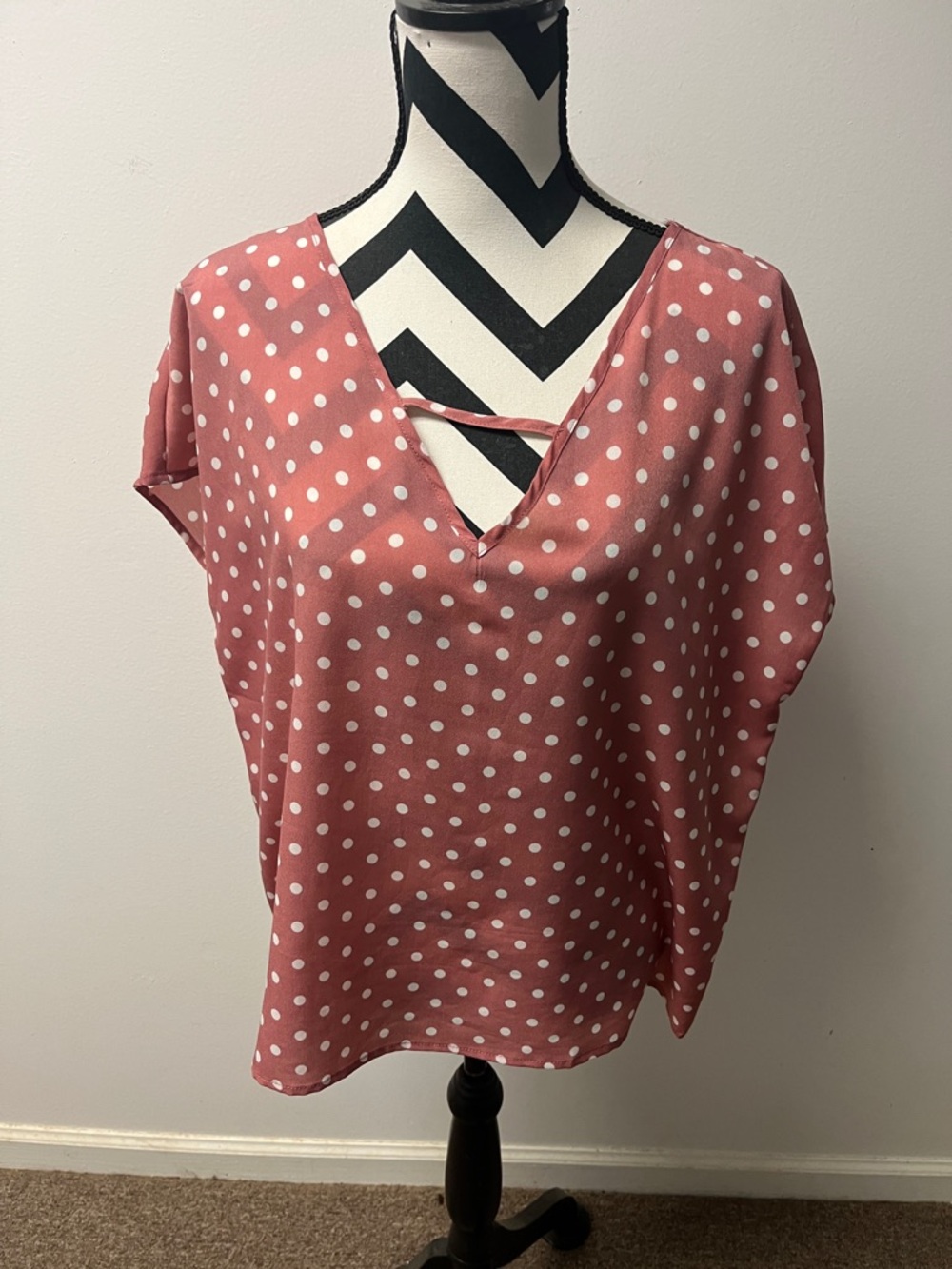 SHEIN Dusty Rose Polka Dot V-Neck Blouse